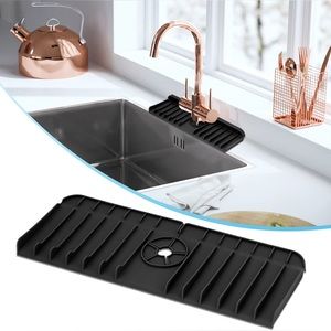 Black silicone faucet guard